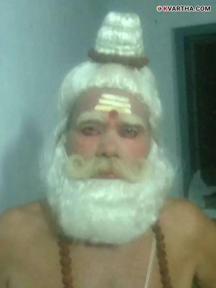 Pattuva Vijayan Master on a trip