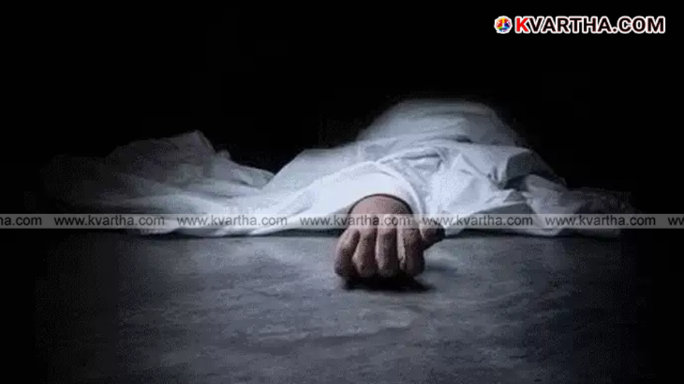 Police officers at the site of a student's death in Thiruvalla.