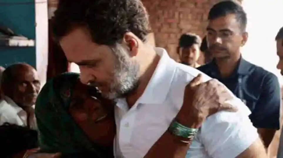 'Some lapses on part of administration': Rahul Gandhi meets families of Hathras stampede victims, New Delhi, News, Rahul Gandhi, Visit, Familie, Hathras stampede victims, Injury, Politics, National News