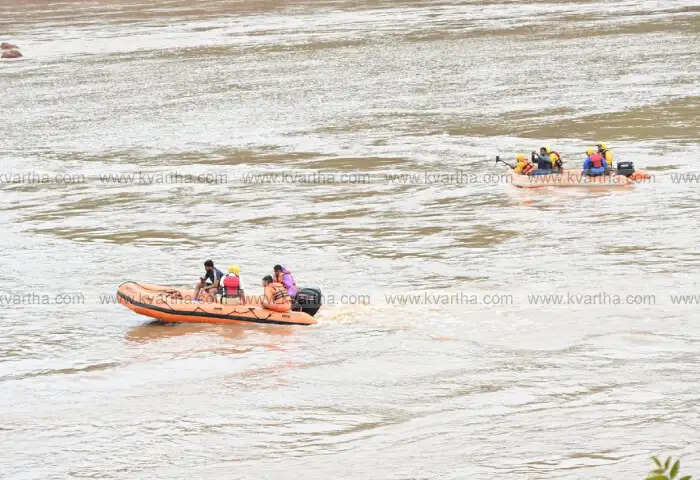 kerala cm urges karnataka to continue rescue operations for 