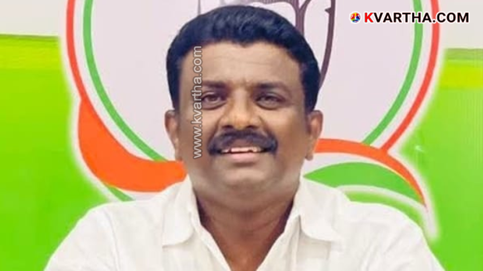  Police escorting Kannur DCC leader Kallikkodan Ragesh in an online fraud case.