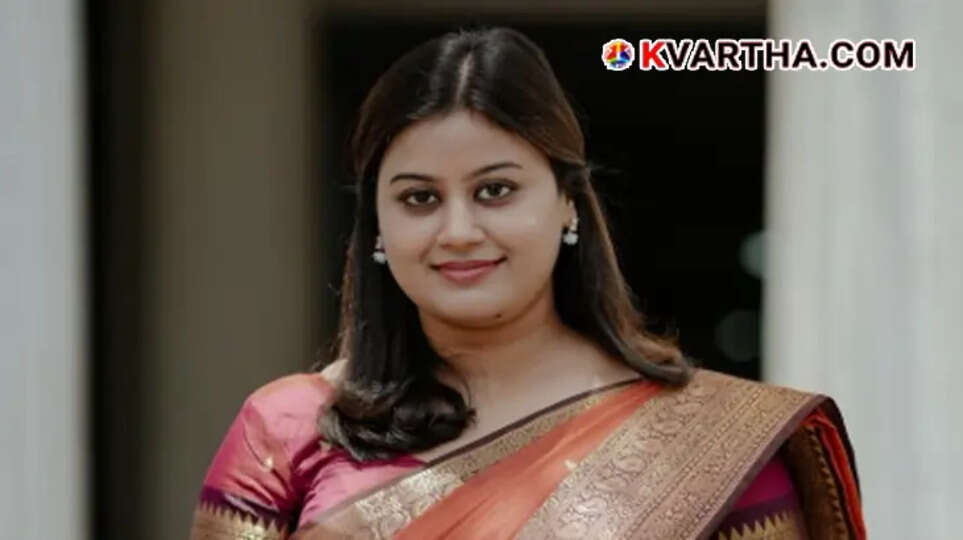 Actress Ansiba Hassan.