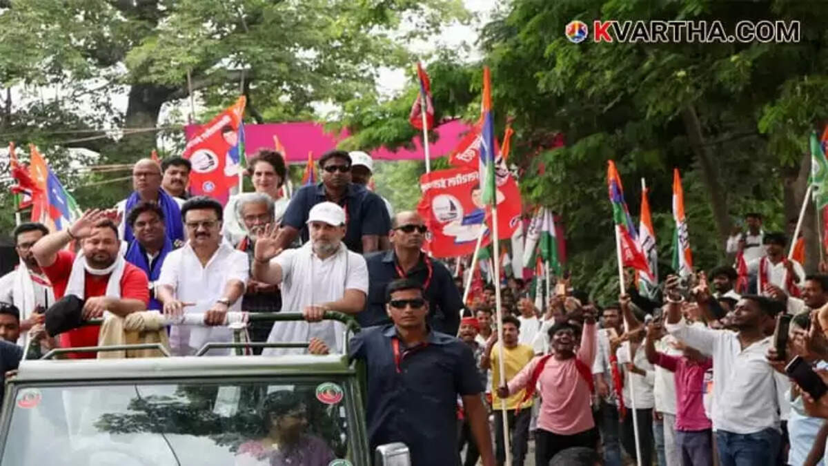 Rahul Gandhi's 'Voter Adhikar Yatra' in Bihar Gains Huge Support; BJP on the Back Foot as it Tries to Unite NDA