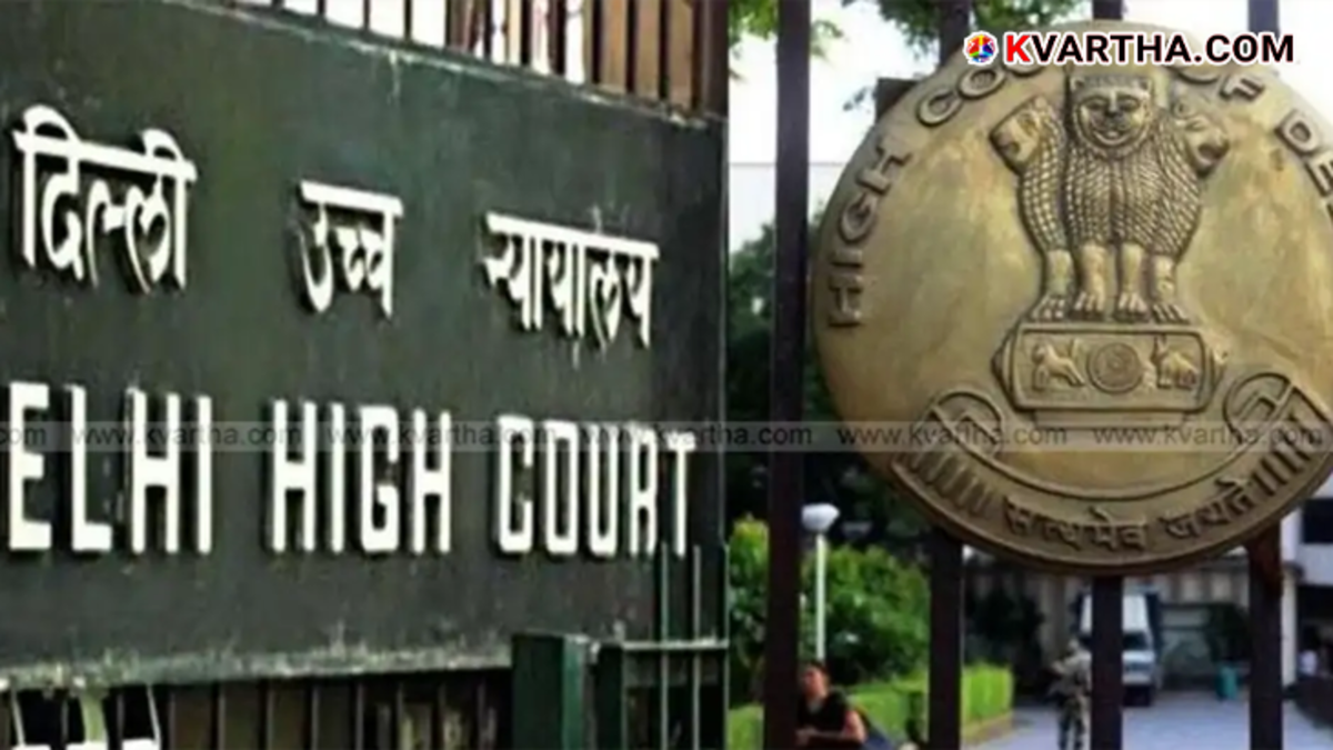 A judicial gavel on a table representing the Delhi High Court ruling.