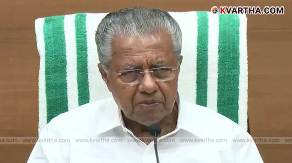 Chief Minister Pinarayi Vijayan addressing a press conference.