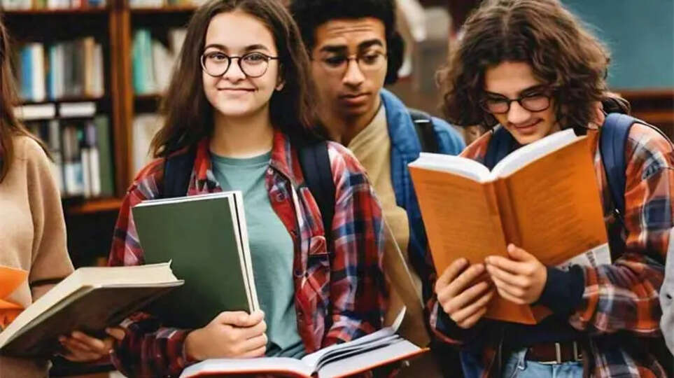 Nature's Masterpiece: A Mosque Wall Transformed