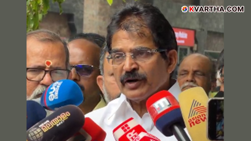 KC Venugopal MP talking to the family of medical negligence victim Usha Joseph.