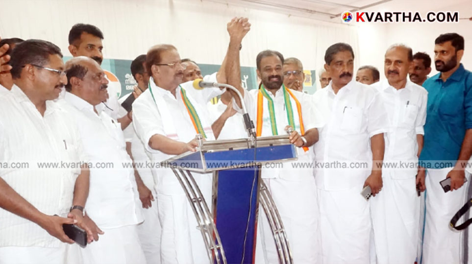 K Sudhakaran MP addressing a massive election rally in Kannur during 2026 Kerala polls.