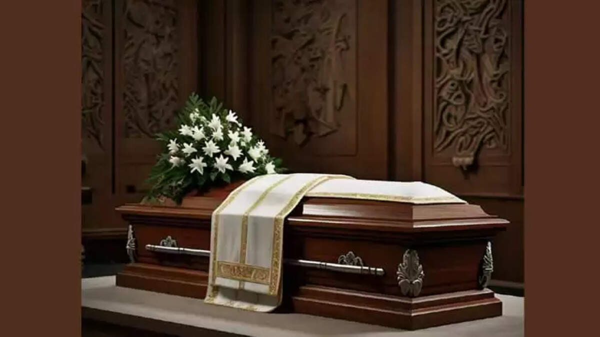 Medical negligence complaint; Dead body was exhumed year later for Inspection