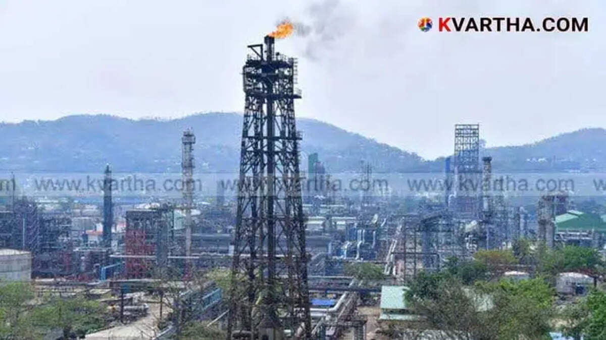 US Grants India 30-Day Exemption to Buy Russian Oil Amid Middle East Crisis