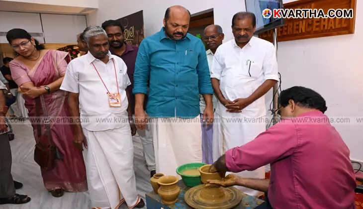Kerala Industries Minister P. Rajeev speaking at a pottery sector workshop.
