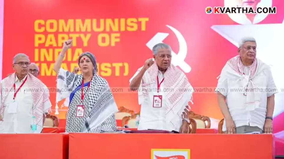 CPM Party Congress representatives wearing keffiyehs in Madurai, April 2025, expressing solidarity with Palestine.