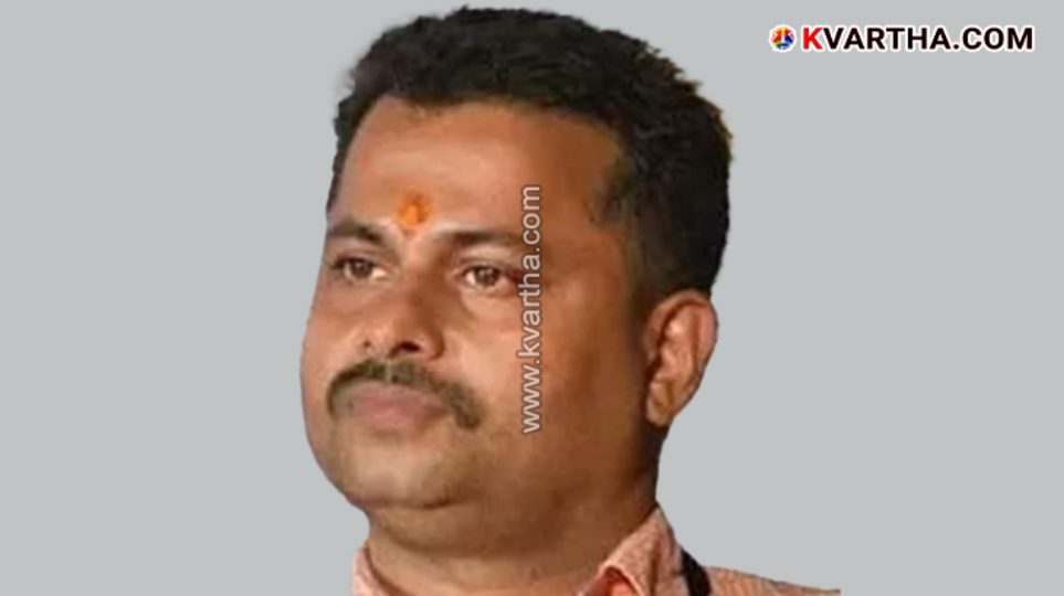  Image of a gavel representing the court verdict in the POCSO case.