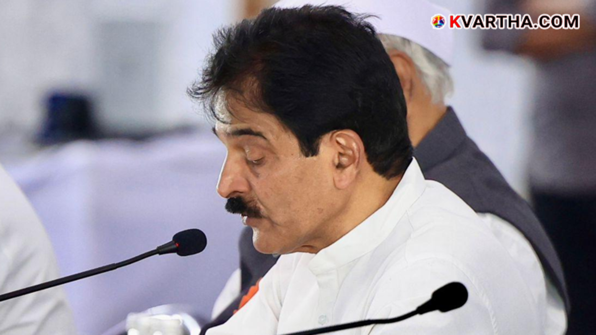 KC Venugopal MP addressing media at Kochi airport regarding Kerala elections.