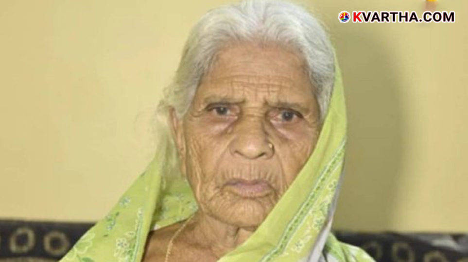 103-year-old Gangabhai Sakhare celebrating birthday with family after waking up from presumed death.