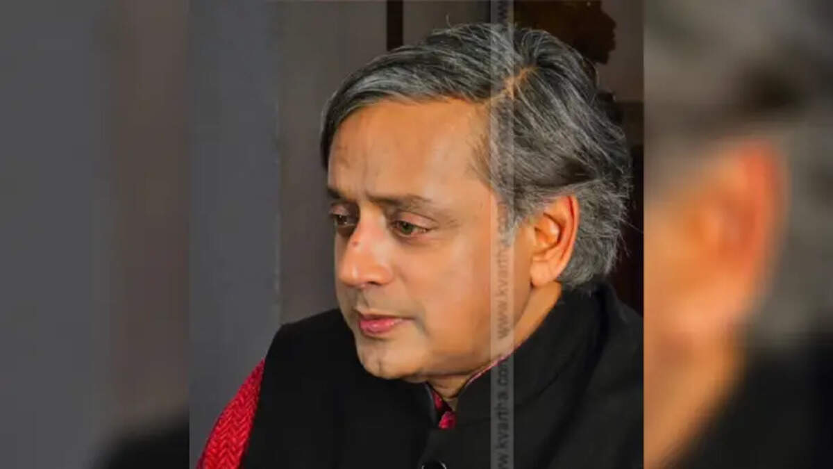 will shashi tharoor join bjp? political kerala awaits