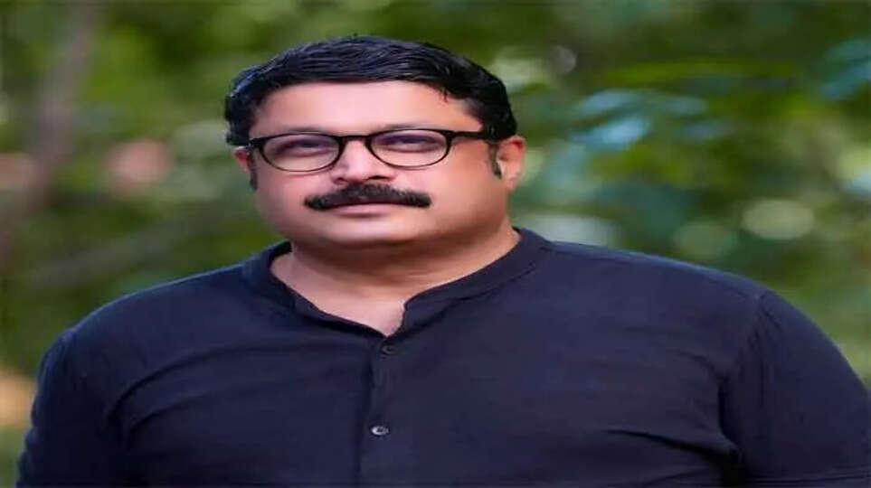 MV Nikesh Kumar, CPM, Dharmadom, Kannur, Kerala elections, political strategy, candidate, party meetings, media, politics