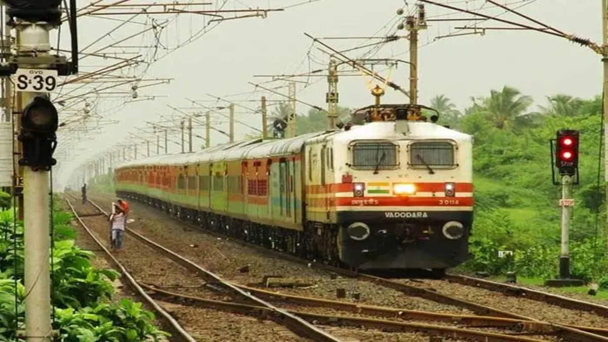  New Railway Line to Connect Mumbai and Indore